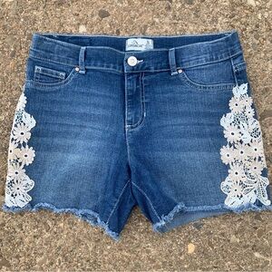 Jordache Girls Jean Shorts Cutoffs Floral crochet flower accents Size 16